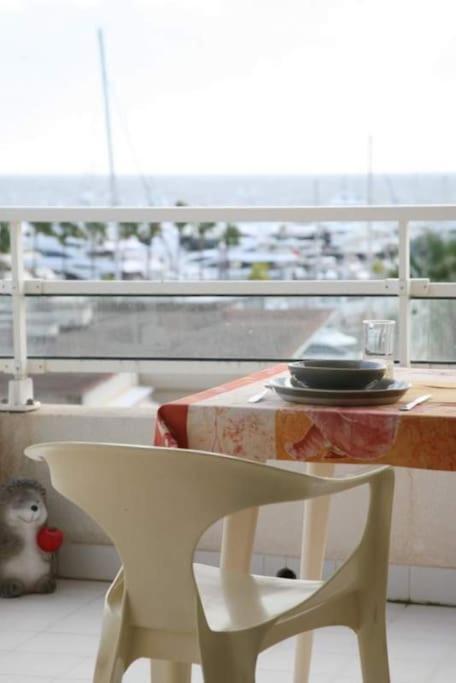Standing Vue Mer Entre Cannes Et Antibes Голф-Жуан Екстериор снимка